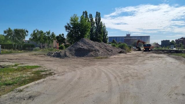 plac budowy, na którym powstanie parking typu P&R między ulicami Ogrodową i Targową