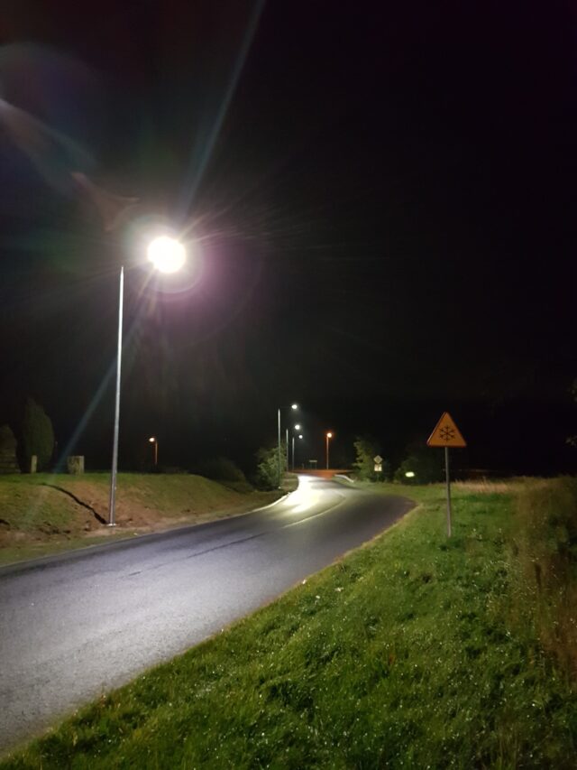 nowe lampy ledowe przy trasie Nowa Wieś - Folusz