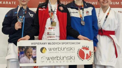 Zawodniczka Pleszewskiego Klubu Karate na podium turnieju rankingowego w Tczewie.