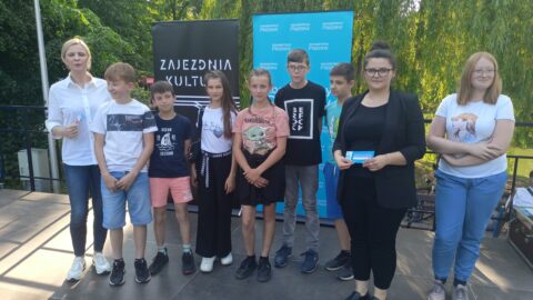 Wręczenie nagród w konkursie (Nie)typowo Rowerowo na najbardziej rowerową szkołę i klasy podczas Festynu Miejskiego w Pleszewie.