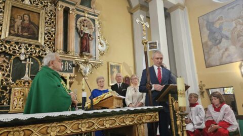 Przemówienie Burmistrza MiG Pleszew podczas uroczystości w kościele w Kowalewie z wręczeniem tytułu Zasłużony dla Rozwoju Miasta i Gminy Pleszew.