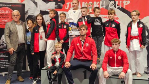 Zawodnicy Pleszewskiego KLubu Karate na zawodach w Trzzebnicy.