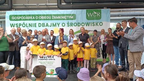 Wręczenie nagród w konkursie Region Czysty na 6 organizowanym przez Wielkopolskie Centrum Recyklingu.