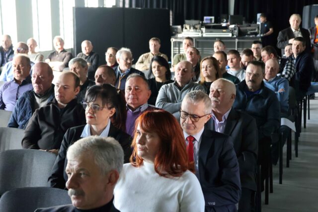 Publiczność Forum Rolniczego MiG Pleszew w Zajezdni Kultury w Pleszewie.