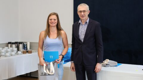 Burmistrz z nagrodzonym w akcji Rowerowa Stolica Polski.