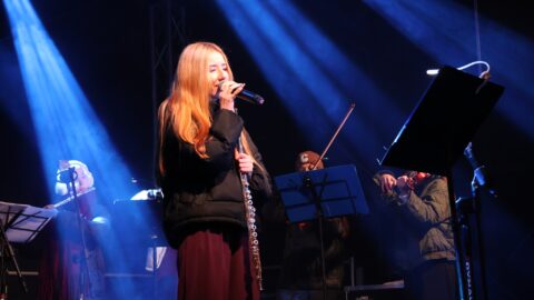 koncert kolęd zespołu Ziarenka Dobra.