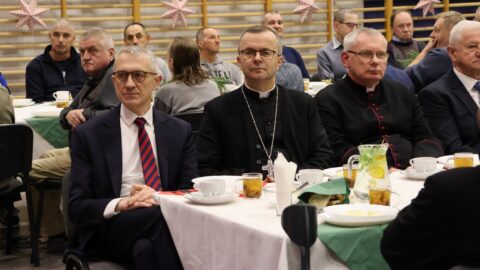 Zaproszeni goście na Wigilii dla Samotnych w Pleszewie.