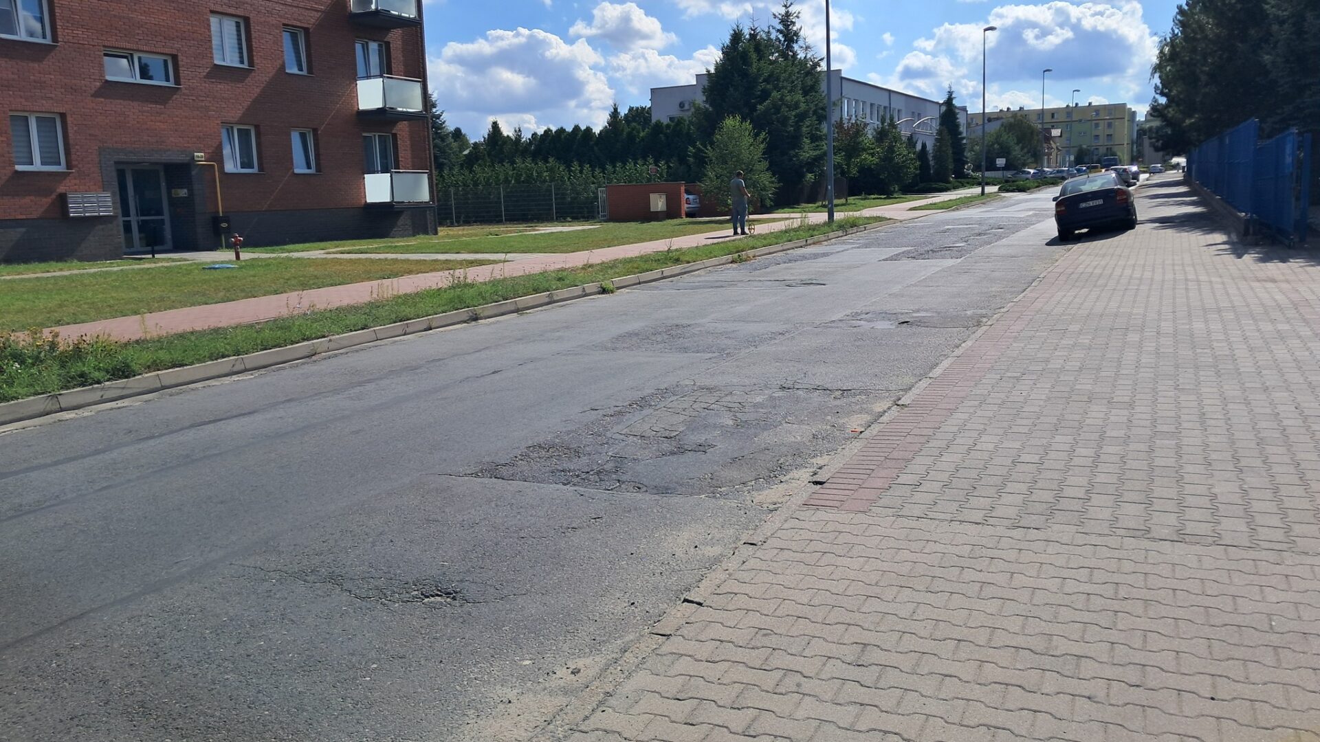 Ulica K. Wielkiego w Pleszewie przed remontem.