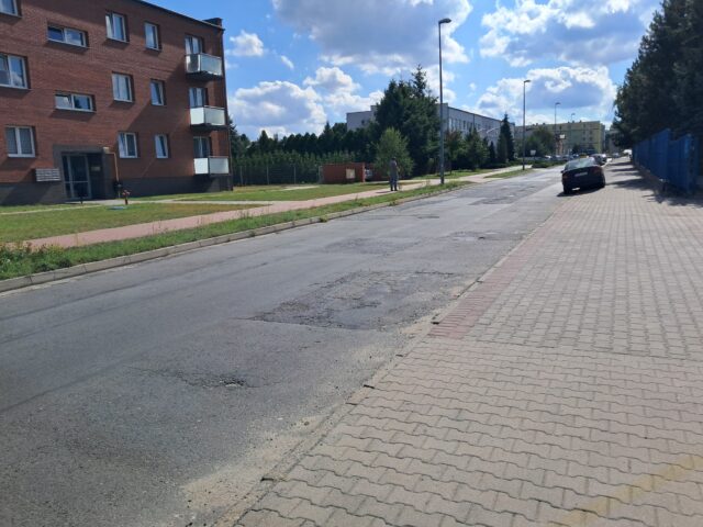 Ulica K. Wielkiego w Pleszewie przed remontem. 